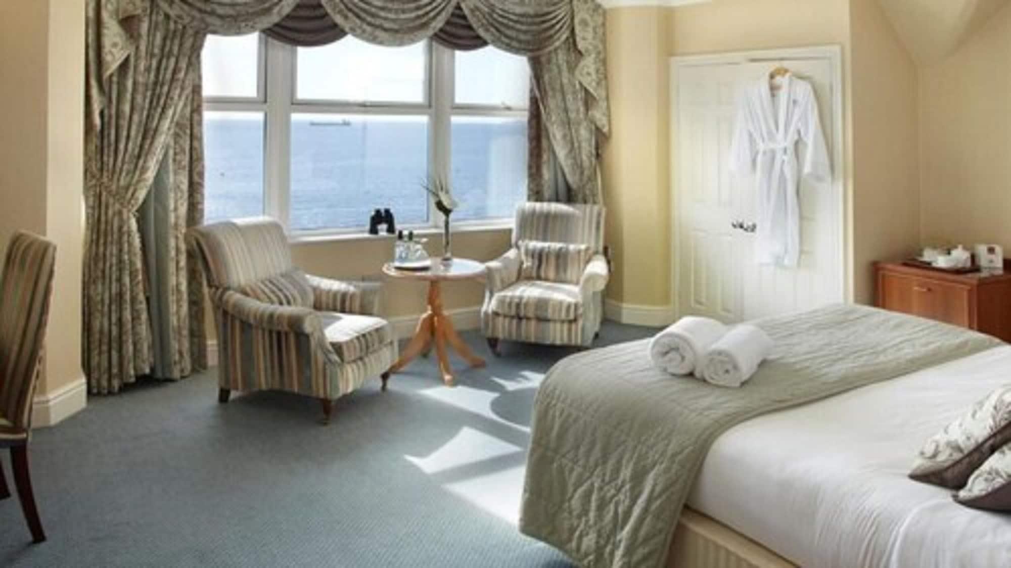 The Royal Duchy Hotel Фалмът Екстериор снимка