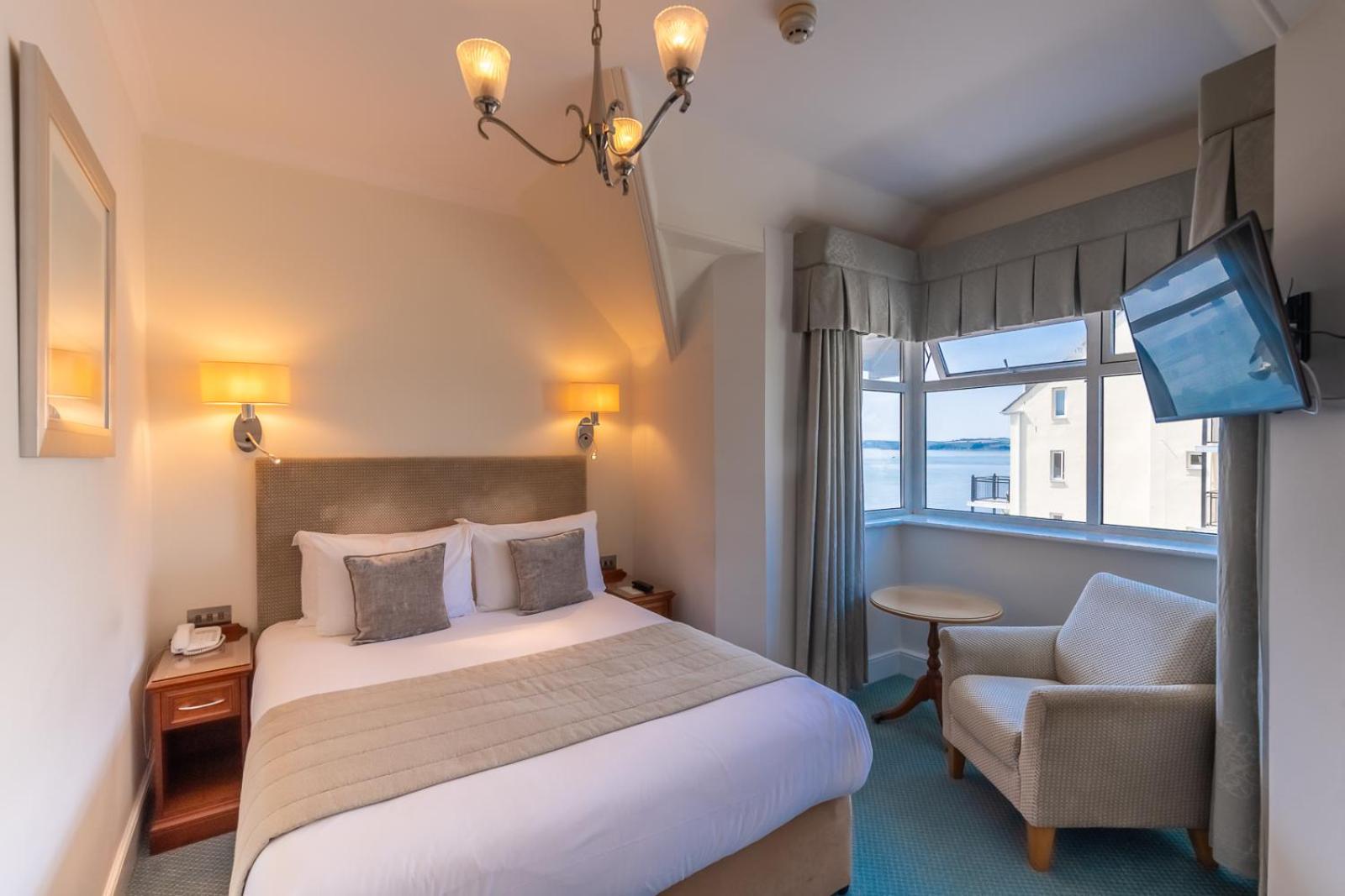 The Royal Duchy Hotel Фалмът Екстериор снимка